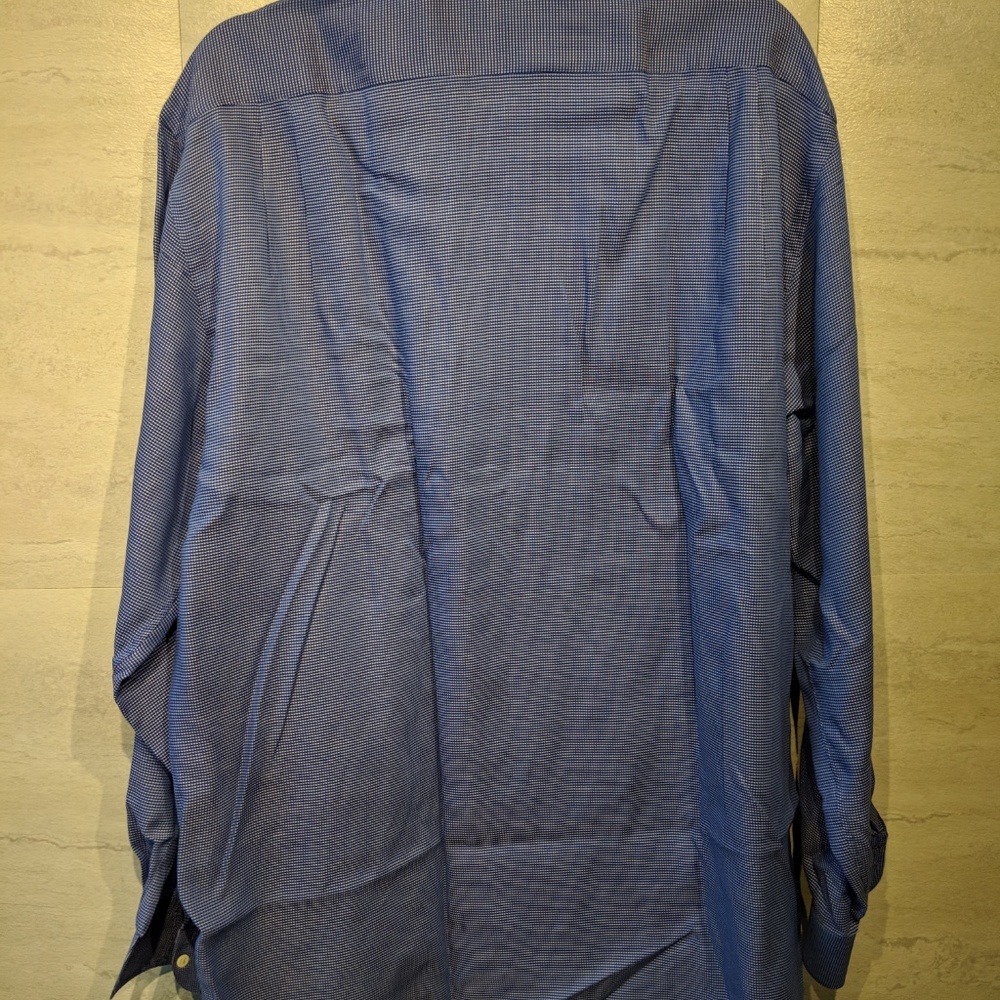 Hugo Boss Button Down - Picture 3 of 3